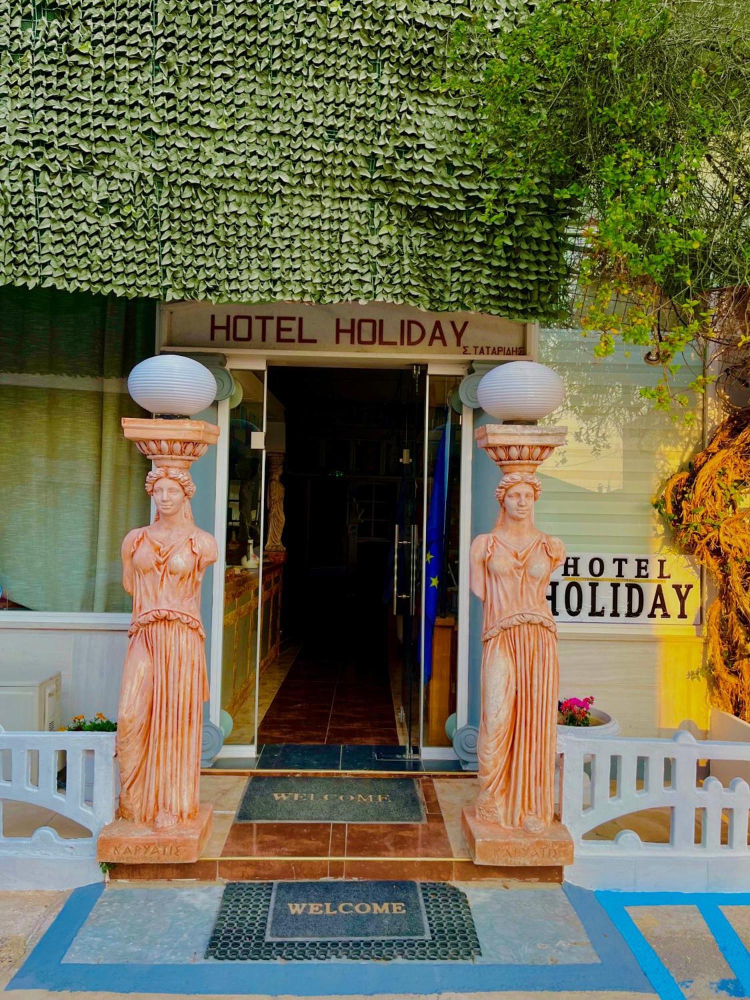 Hotel Holiday Keramotí Buitenkant foto